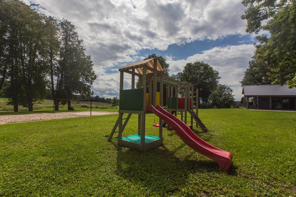 Holiday Home Uzbazes Валмієра Номер фото